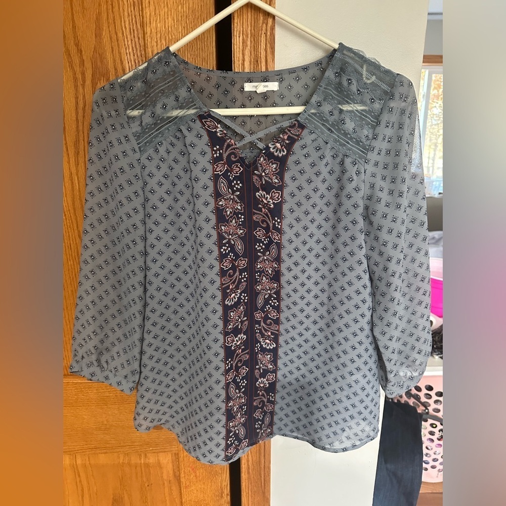 NWOT! Maurices Floral Patterned Blouse with Blue and Purple Accents